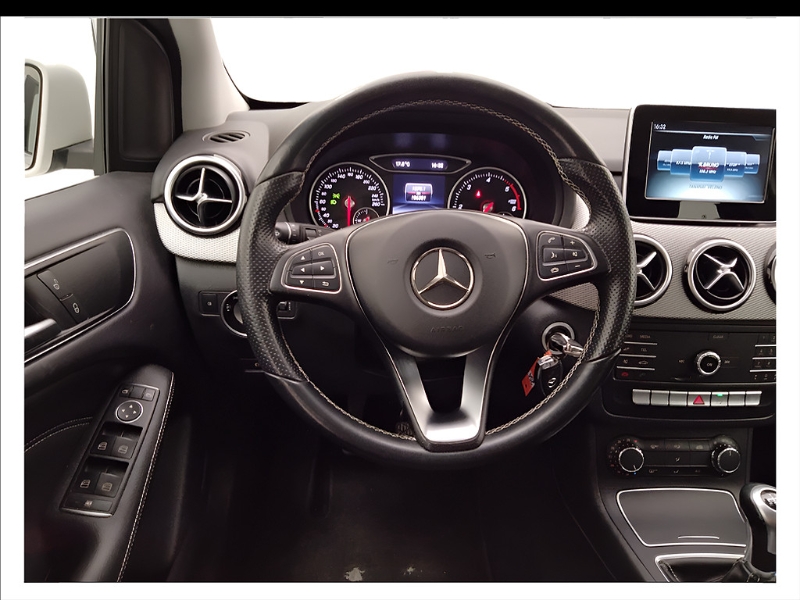 GuidiCar - Mercedes Classe B     (T246) 2015 Classe B (T246/242) - B 180 CDI Sport Usato