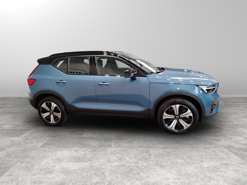GuidiCar - VOLVO XC40 (2017--->) 2023 XC40 (2017-->) - XC40 Recharge Pure Electric Twin Motor AWD Plus Aziendale