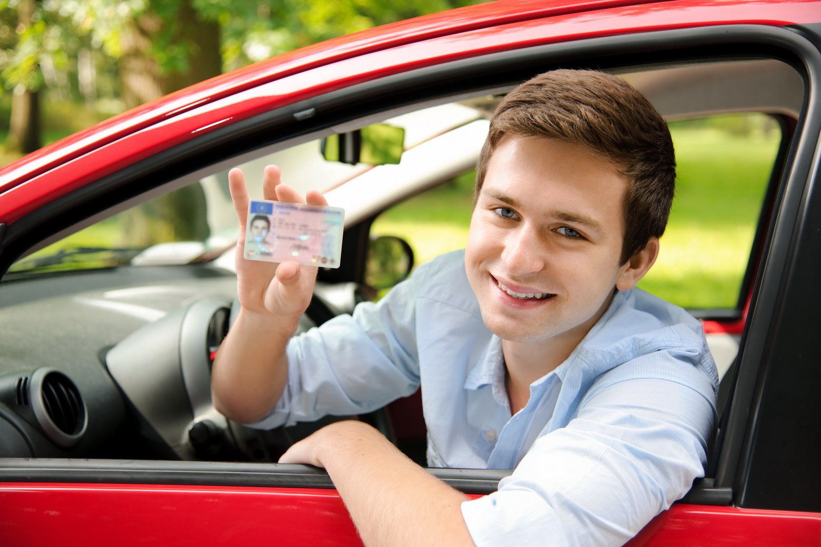 Guidicar - Nuovo codice della strada e neopatentati: i modelli che si possono guidare