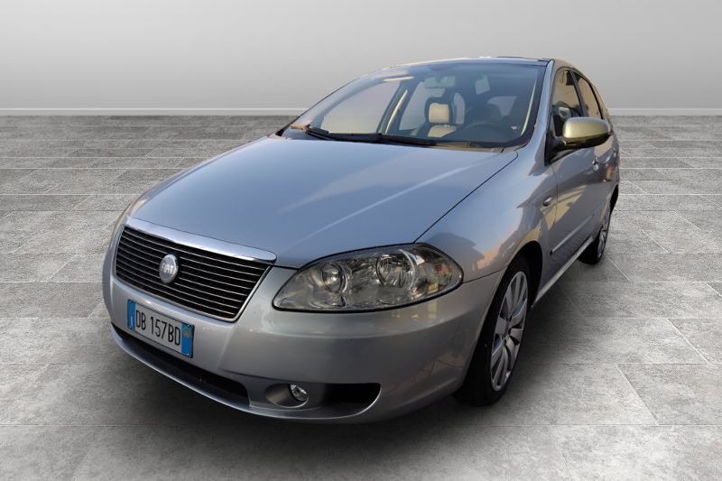 GuidiCar - FIAT Croma (2005)                             Croma 1.9 Multijet 16V Must