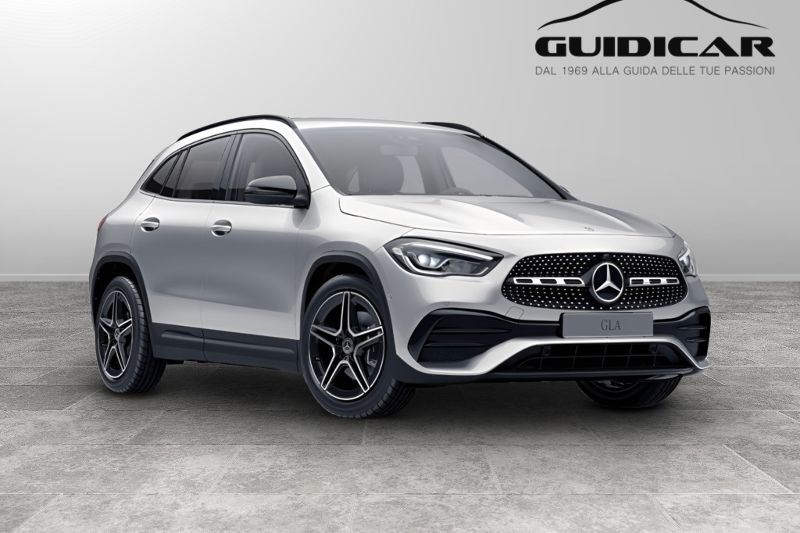 GuidiCar - MERCEDES BENZ NUOVA GLA GLA 200 D AUTOMATIC