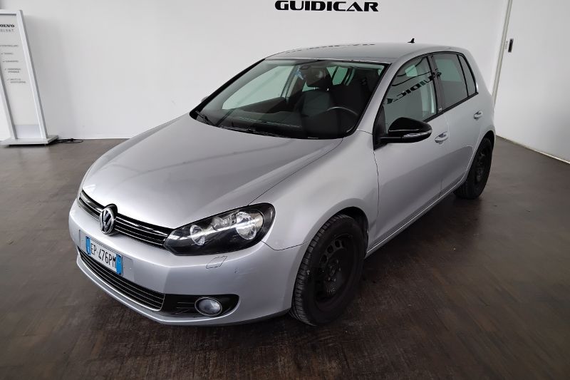 GuidiCar - VOLKSWAGEN Golf 6ª serie                            Golf 6ª serie - Golf 1.6 TDI DPF 5p. Comfortline