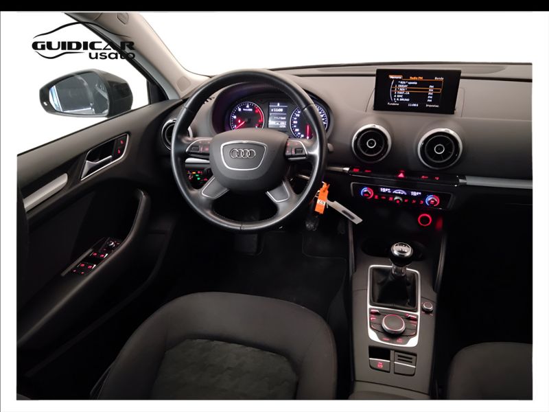 GuidiCar - AUDI A3 2016 A3 Sportback 1.6 tdi Business 110cv E6 Usato