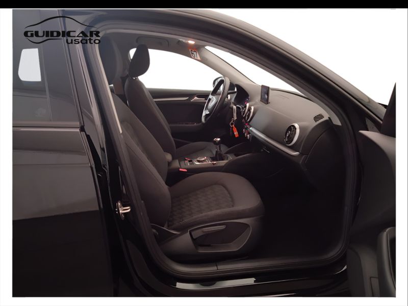GuidiCar - AUDI A3 2016 A3 Sportback 1.6 tdi Business 110cv E6 Usato