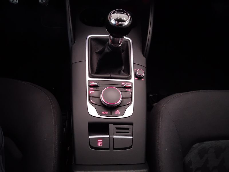 GuidiCar - AUDI A3 2016 A3 Sportback 1.6 tdi Business 110cv E6 Usato