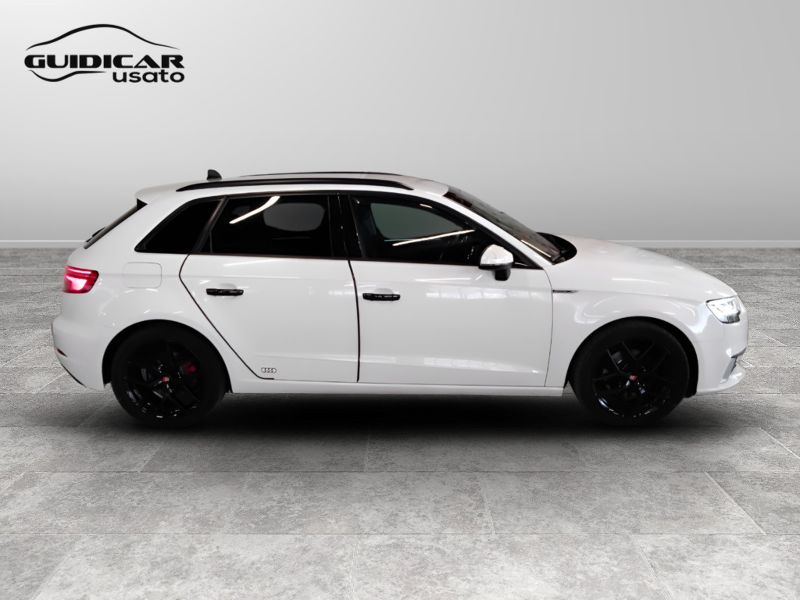 GuidiCar - AUDI A3 2016 A3 Sportback 1.4 tfsi Sport 150cv s-tronic Usato