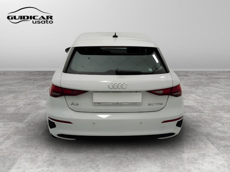GuidiCar - AUDI A3 2021 A3 Sportback 30 1.0 tfsi mhev Business s-tronic Usato