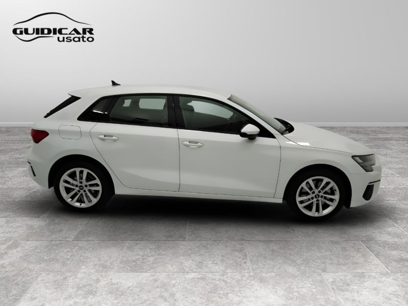 GuidiCar - AUDI A3 2021 A3 Sportback 30 1.0 tfsi mhev Business s-tronic Usato
