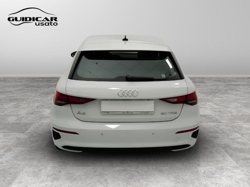 GuidiCar - AUDI A3 2021 A3 Sportback 30 1.0 tfsi mhev Business s-tronic Usato