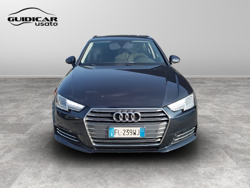 GuidiCar - AUDI A4 2017 A4 Avant 30 2.0 tdi Business Sport 122cv s-tronic my16 Usato