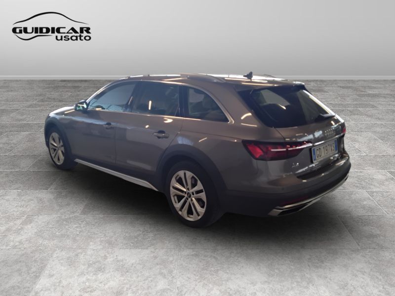 GuidiCar - AUDI A4 2021 A4 Allroad 40 2.0 tdi mhev Business Evolution quattro 204cv s-tronic Usato