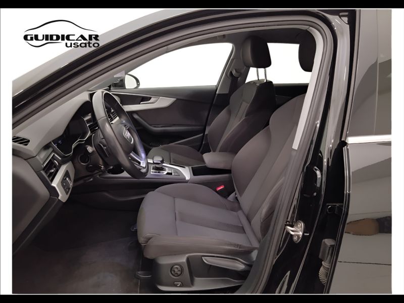 GuidiCar - AUDI A4 2021 A4 Avant 40 2.0 tdi mhev Business Advanced quattro 204cv s-tronic Usato