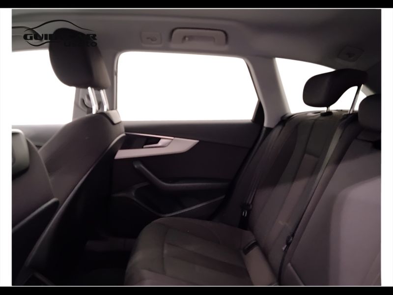 GuidiCar - AUDI A4 2021 A4 Avant 40 2.0 tdi mhev Business Advanced quattro 204cv s-tronic Usato