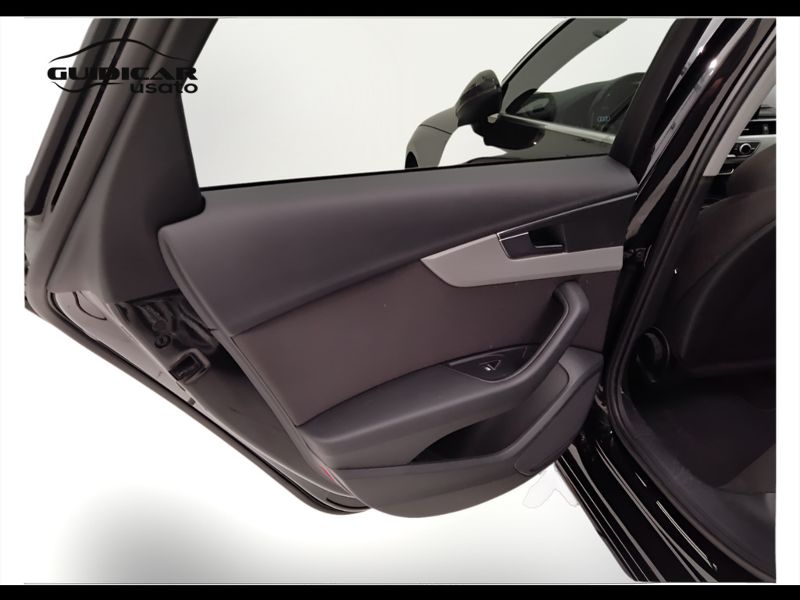 GuidiCar - AUDI A4 2021 A4 Avant 40 2.0 tdi mhev Business Advanced quattro 204cv s-tronic Usato