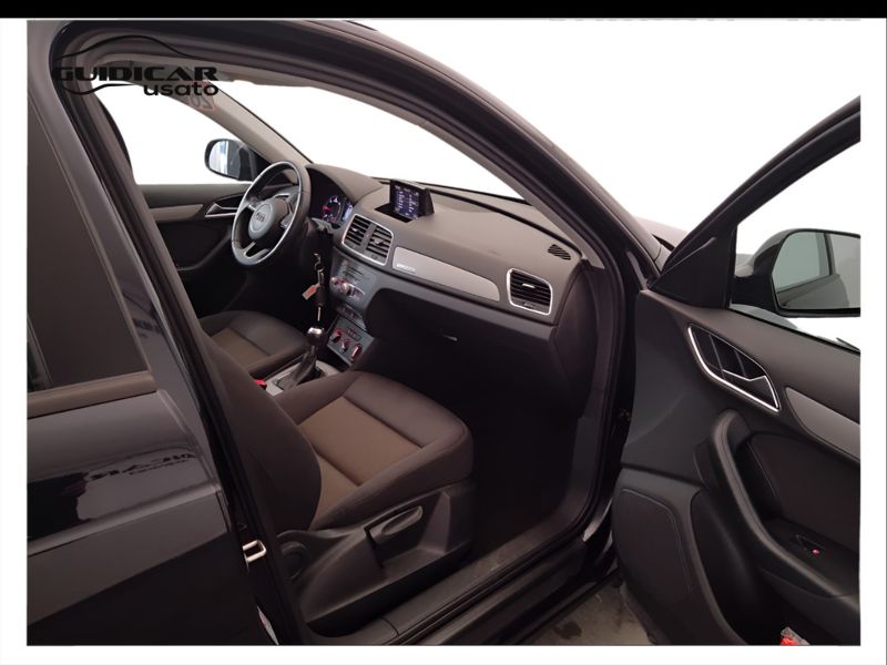 GuidiCar - AUDI Q3 2014 Q3 2.0 tdi Business quattro 140cv s-tronic Usato