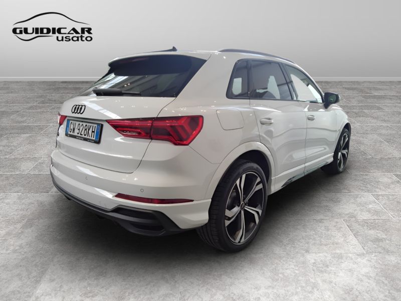 GuidiCar - AUDI Q3 2024 Q3 35 2.0 tdi Identity Black s-tronic Usato
