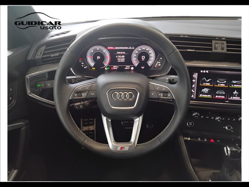 GuidiCar - AUDI Q3 2024 Q3 35 2.0 tdi Identity Black s-tronic Usato