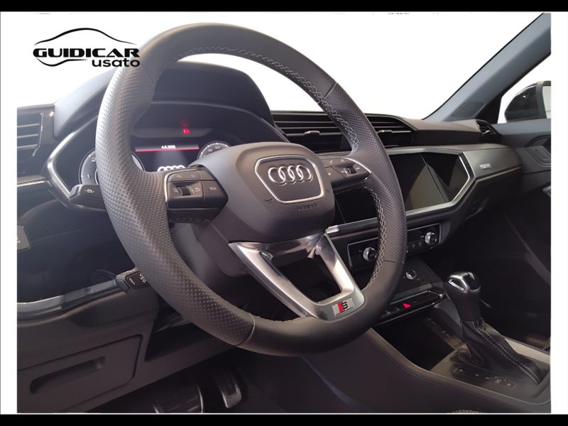 GuidiCar - AUDI Q3 2024 Q3 35 2.0 tdi Identity Black s-tronic Usato