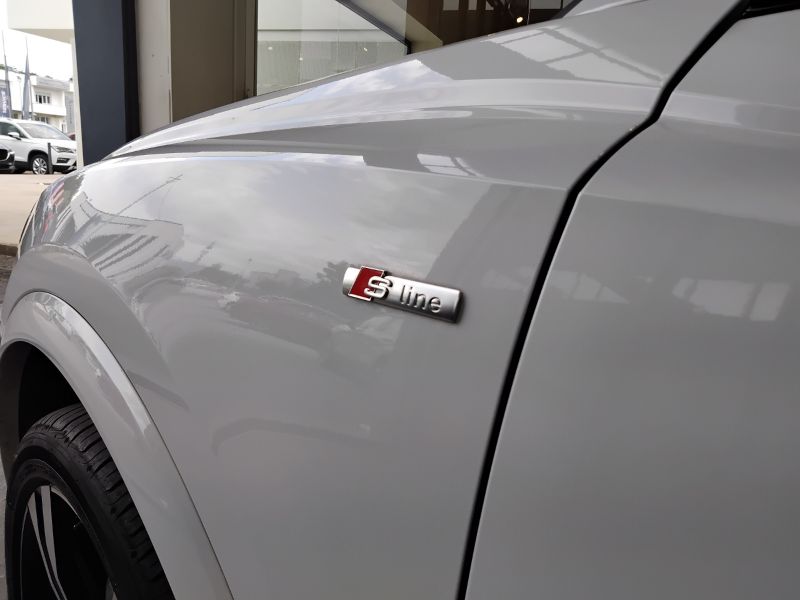 GuidiCar - AUDI Q3 2024 Q3 35 2.0 tdi Identity Black s-tronic Usato