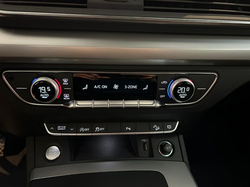 GuidiCar - AUDI Q5 2022 Q5 Sportback 35 2.0 tdi mhev 12V Business Advanced s tronic Usato