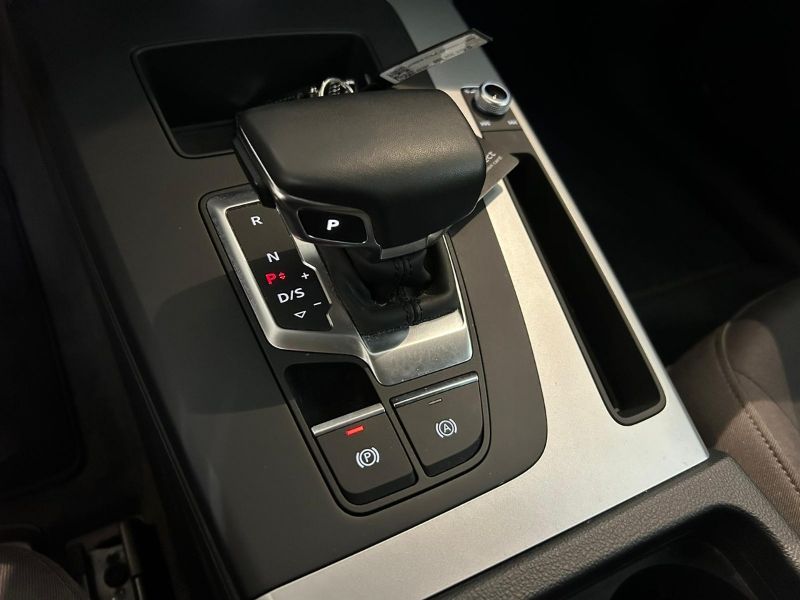 GuidiCar - AUDI Q5 2022 Q5 Sportback 35 2.0 tdi mhev 12V Business Advanced s tronic Usato