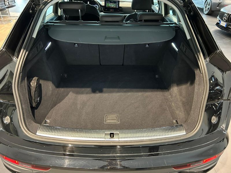 GuidiCar - AUDI Q5 2022 Q5 Sportback 35 2.0 tdi mhev 12V Business Advanced s tronic Usato