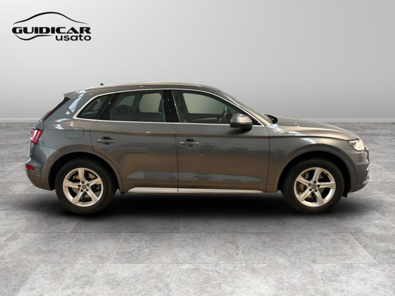 GuidiCar - AUDI Q5 2019 Q5 45 2.0 tfsi mhev Sport quattro 245cv s-tronic Usato