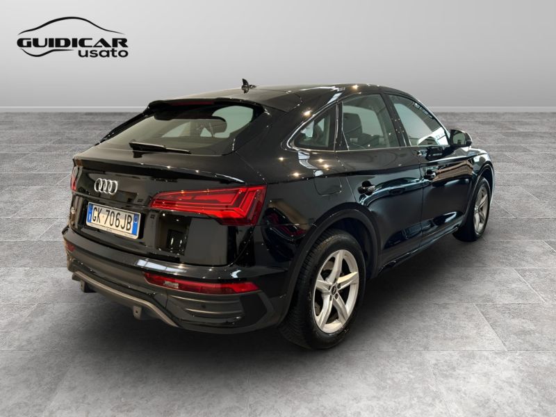 GuidiCar - AUDI Q5 2022 Q5 Sportback 35 2.0 tdi mhev 12V Business Advanced s tronic Usato