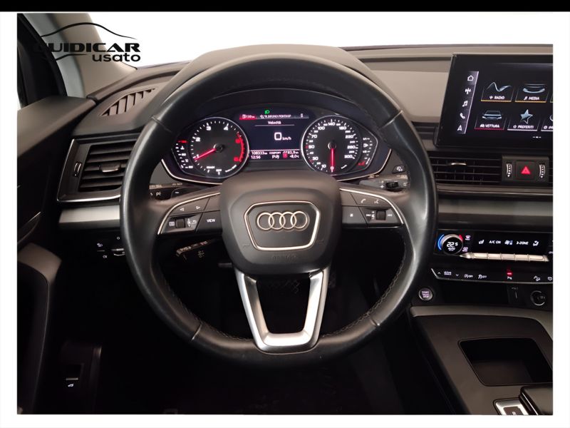 GuidiCar - AUDI Q5 2022 Q5 Sportback 40 2.0 tdi mhev 12V Business Advanced quattro s tronic Usato