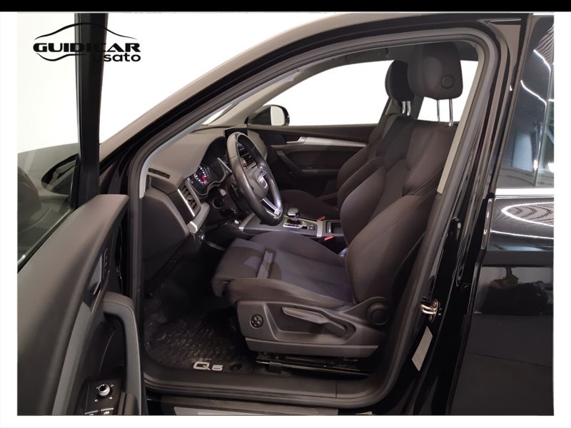 GuidiCar - AUDI Q5 2022 Q5 Sportback 40 2.0 tdi mhev 12V Business Advanced quattro s tronic Usato