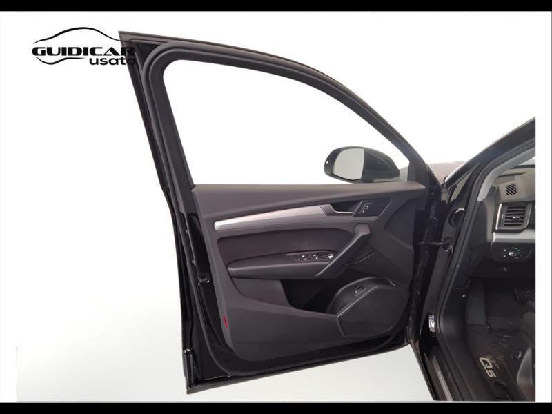 GuidiCar - AUDI Q5 2022 Q5 Sportback 40 2.0 tdi mhev 12V Business Advanced quattro s tronic Usato