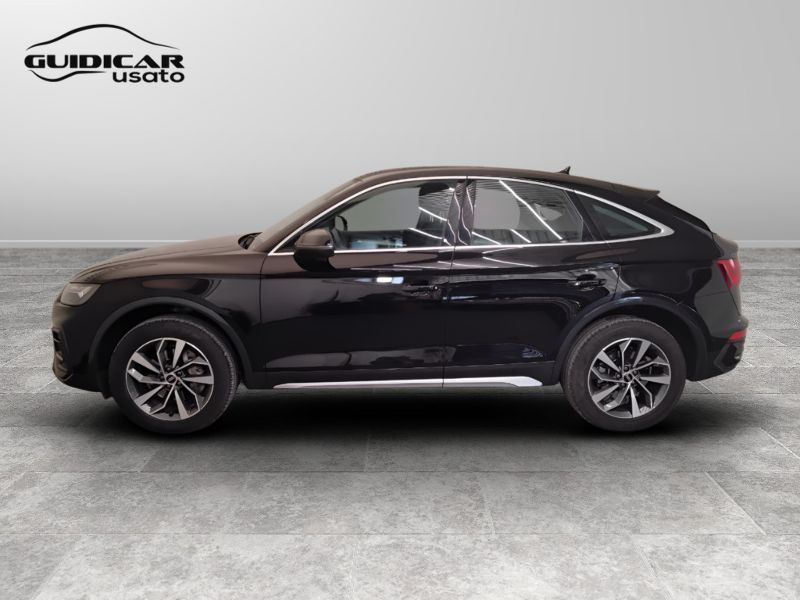 GuidiCar - AUDI Q5 2022 Q5 Sportback 40 2.0 tdi mhev 12V Business Advanced quattro s tronic Usato