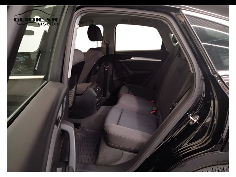 GuidiCar - AUDI Q5 2022 Q5 Sportback 40 2.0 tdi mhev 12V Business Advanced quattro s tronic Usato