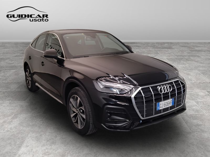 GuidiCar - AUDI Q5 2022 Q5 Sportback 40 2.0 tdi mhev 12V Business Advanced quattro s tronic Usato