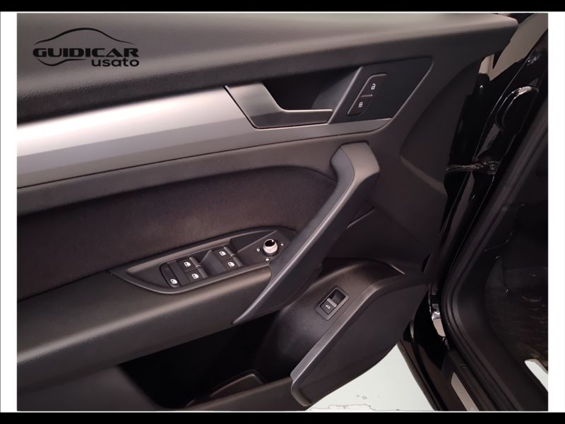 GuidiCar - AUDI Q5 2022 Q5 Sportback 40 2.0 tdi mhev 12V Business Advanced quattro s tronic Usato
