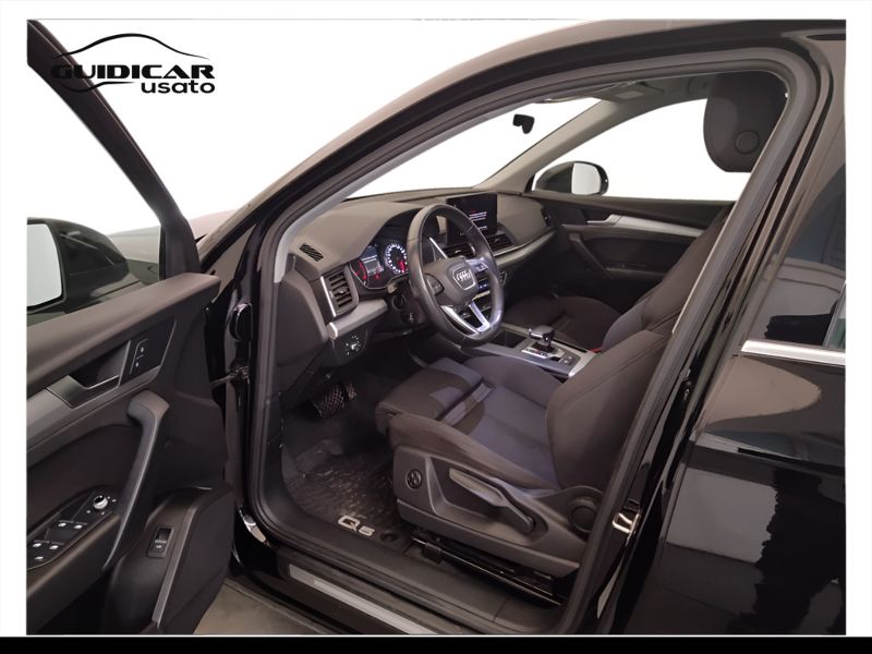 GuidiCar - AUDI Q5 2022 Q5 Sportback 40 2.0 tdi mhev 12V Business Advanced quattro s tronic Usato