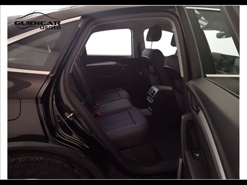 GuidiCar - AUDI Q5 2022 Q5 Sportback 40 2.0 tdi mhev 12V Business Advanced quattro s tronic Usato