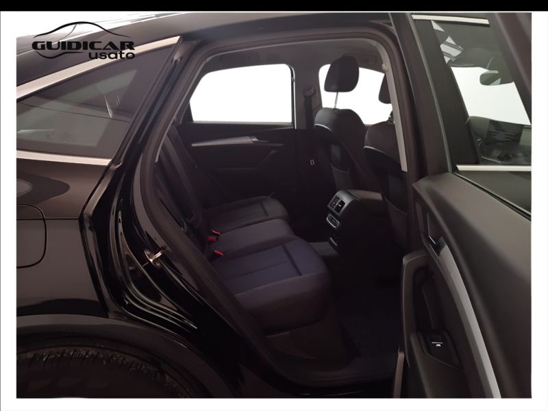 GuidiCar - AUDI Q5 2022 Q5 Sportback 40 2.0 tdi mhev 12V Business Advanced quattro s tronic Usato