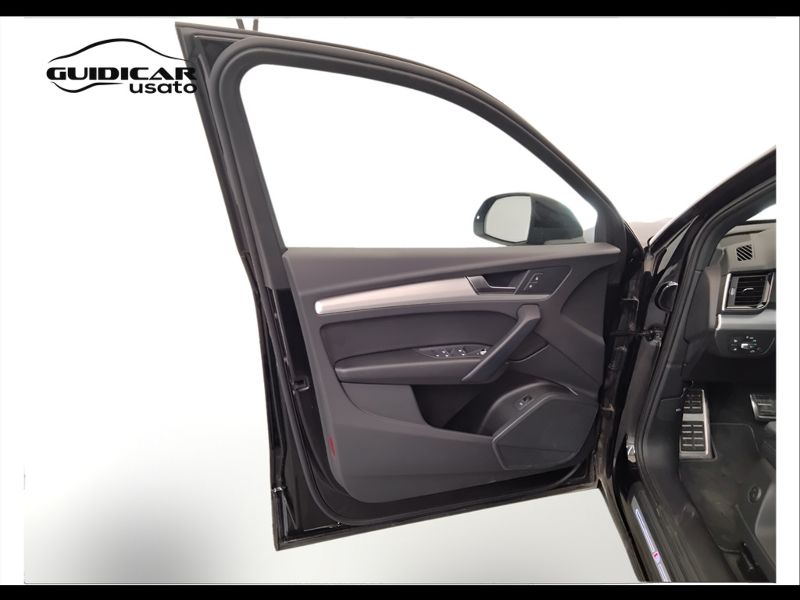 GuidiCar - AUDI Q5 2021 Q5 Sportback 40 2.0 tdi mhev 12V S line quattro s tronic Usato