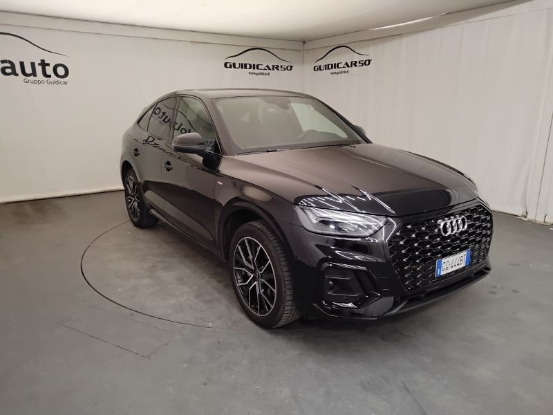 GuidiCar - AUDI Q5 2021 Q5 Sportback 40 2.0 tdi mhev 12V S line quattro s tronic Usato