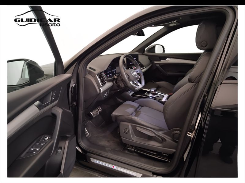 GuidiCar - AUDI Q5 2021 Q5 Sportback 40 2.0 tdi mhev 12V S line quattro s tronic Usato