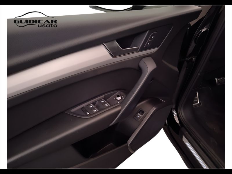 GuidiCar - AUDI Q5 2021 Q5 Sportback 40 2.0 tdi mhev 12V S line quattro s tronic Usato
