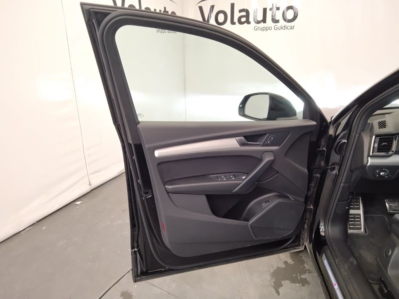 GuidiCar - AUDI Q5 2021 Q5 Sportback 40 2.0 tdi mhev 12V S line quattro s tronic Usato