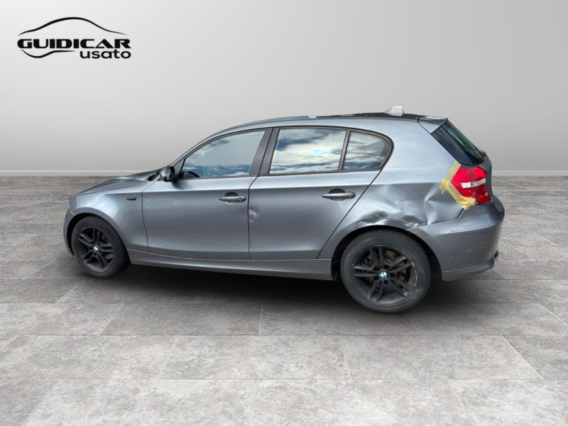 GuidiCar - BMW Serie 1 2009 118d 2.0 Attiva 143cv 5p Dpf Usato