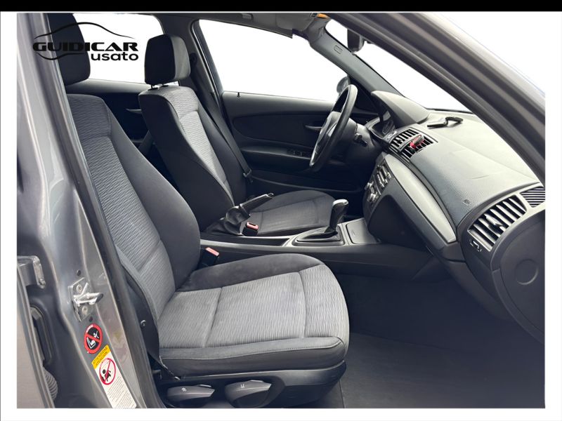 GuidiCar - BMW Serie 1 2009 118d 2.0 Attiva 143cv 5p Dpf Usato
