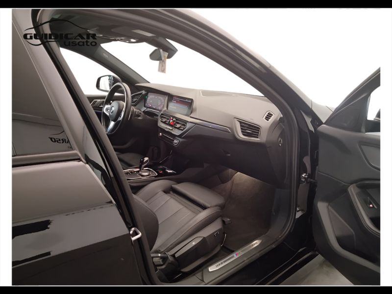 GuidiCar - BMW Serie 1 2022 120d xdrive Msport Exterior auto Usato