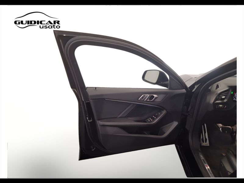 GuidiCar - BMW Serie 1 2022 120d xdrive Msport Exterior auto Usato