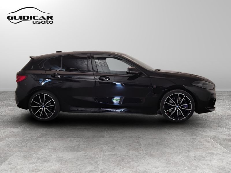 GuidiCar - BMW Serie 1 2022 120d xdrive Msport Exterior auto Usato