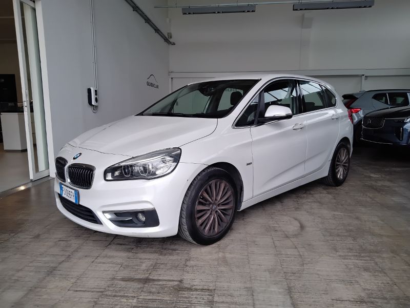 GuidiCar - BMW Serie 2 2017 216d Active Tourer Luxury Usato