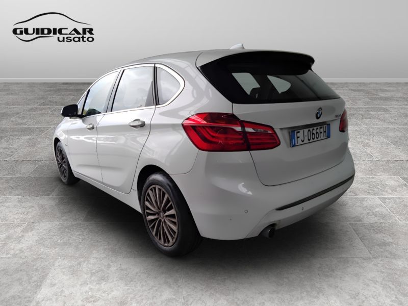 GuidiCar - BMW Serie 2 2017 216d Active Tourer Luxury Usato